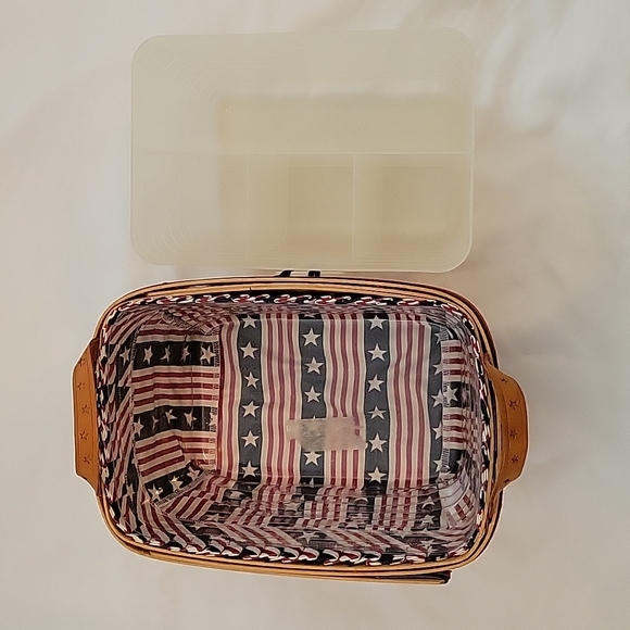 Longaberger 2000 Century Celebration with Handles and Removable Divider - Picture 6 of 8